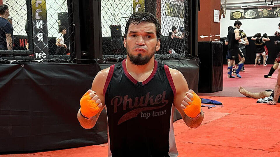     Боец ММА Юсупов был ранен из травмата во время конфликта в Махачкале Соцсети