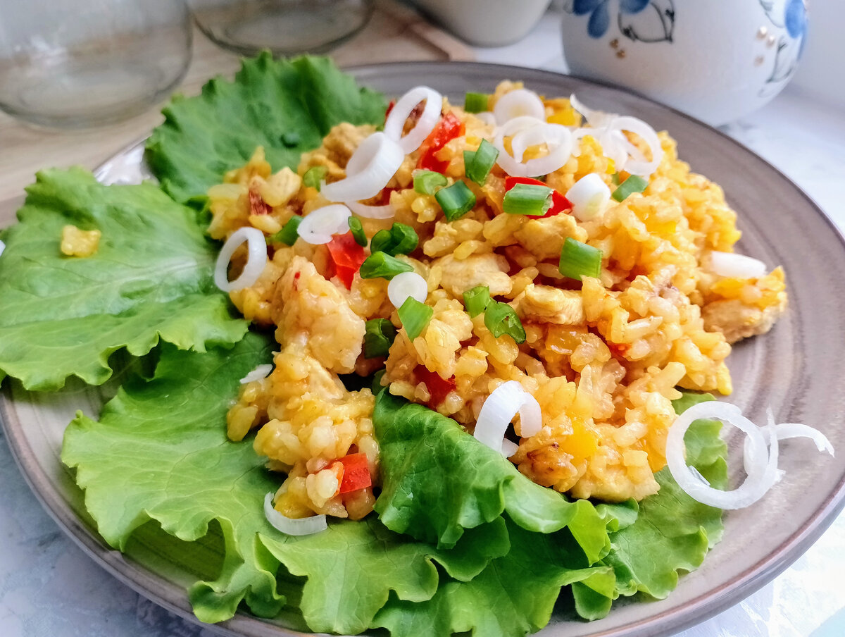 Рис с овощами и курицей