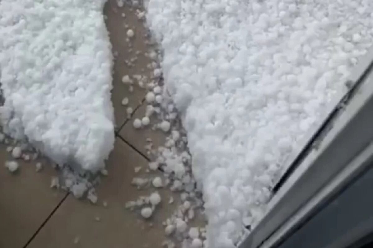    В Новокубанске выпал град размером с перепелиное яйцо