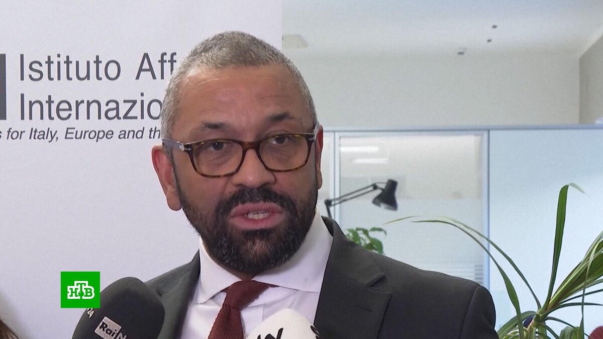    Британия объявила о высылке военного атташе РФ