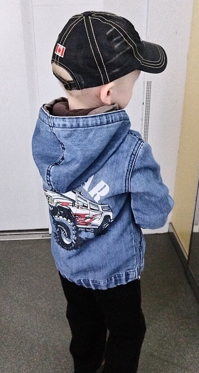 Недовольный малышочек утром🤨