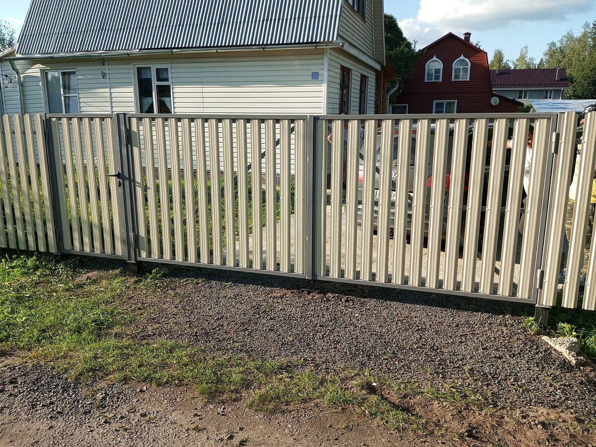 Видели раньше штакетник такого цвета?