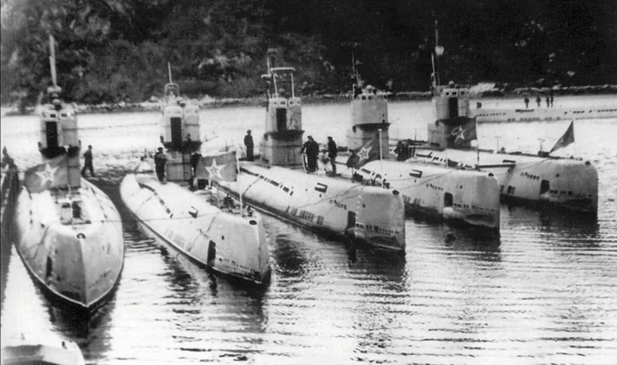База подводных кораблей военно-морского флота СССР (в 1994 г. её расформировали и вывели на северный флот)