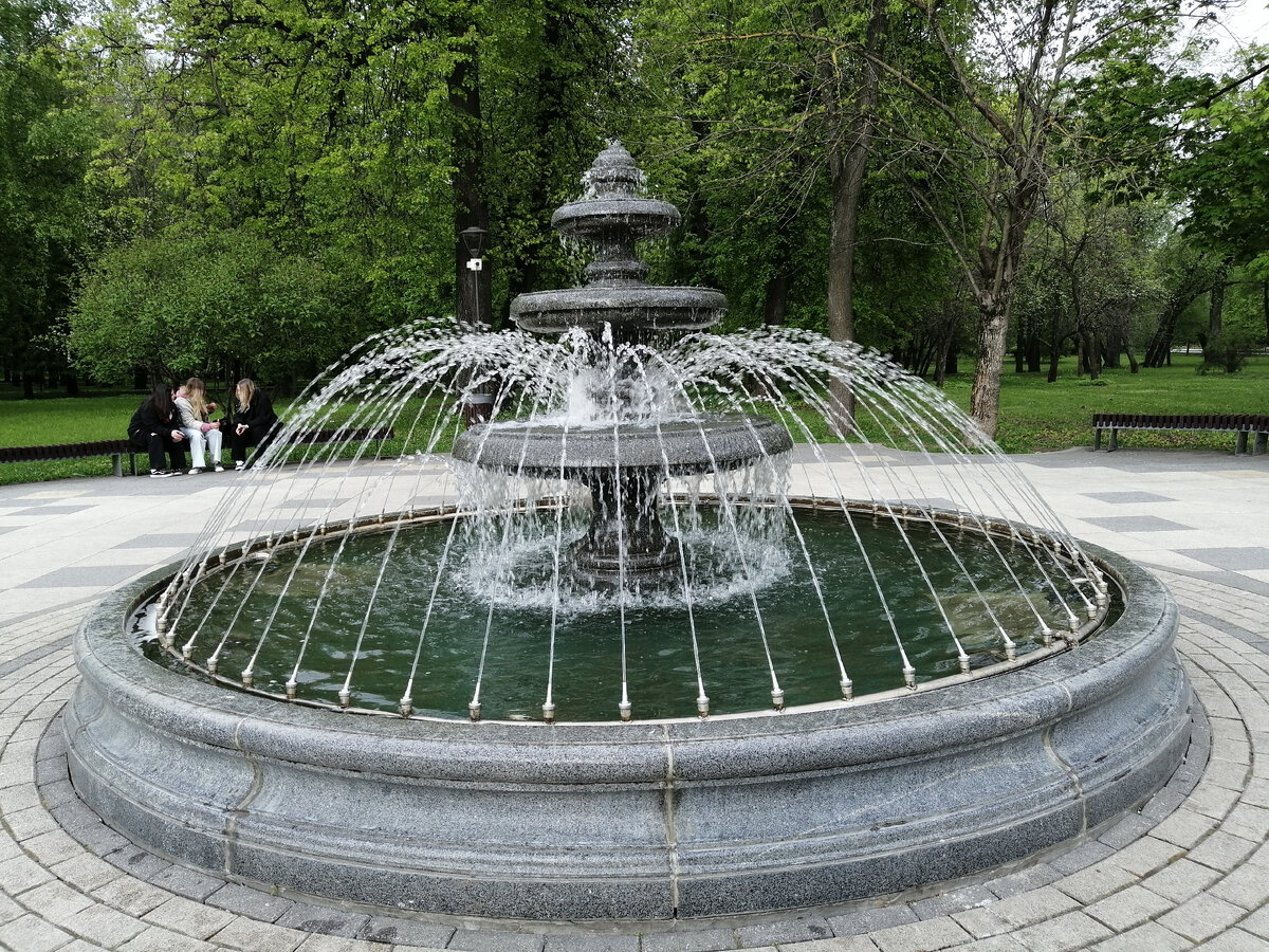 Фонтан в Саду будущего. Фото автора