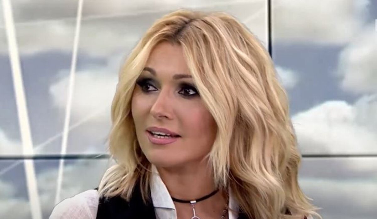    Кадр YouTube / @RUTVofficialchannel