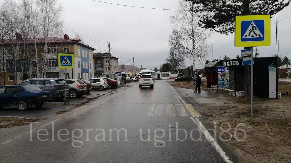 В городе ХМАО 12-летняя девочка бросилась под колеса внедорожника. Фото |  muksun.fm | Дзен