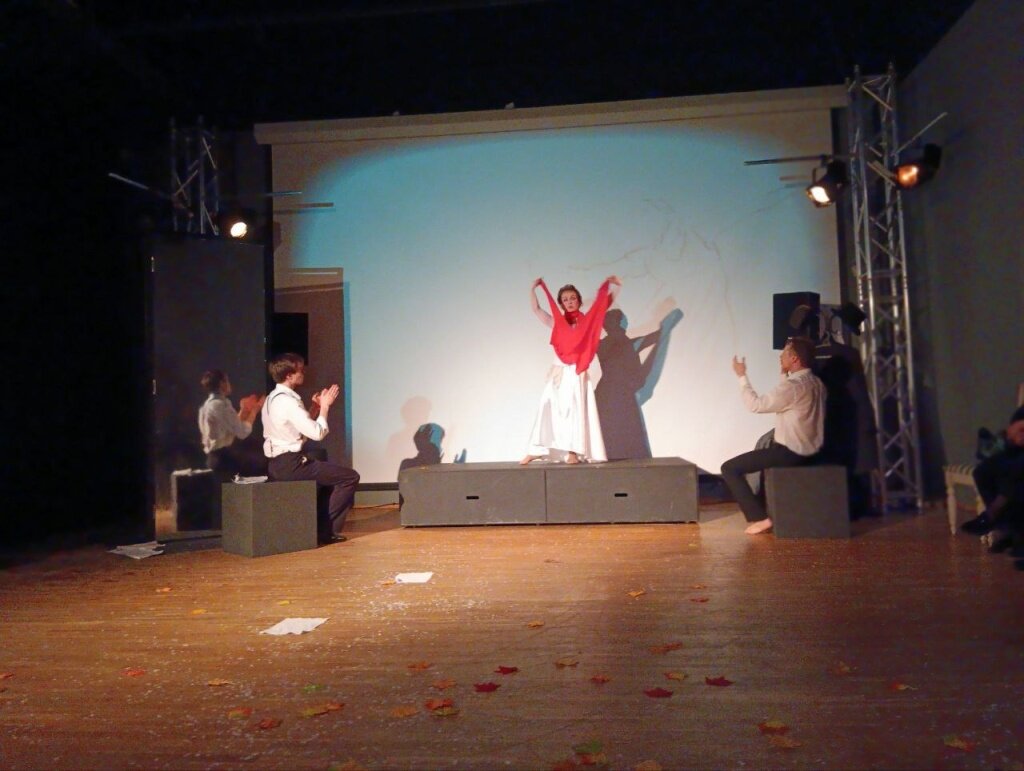 Vivat тверскому драматическому!