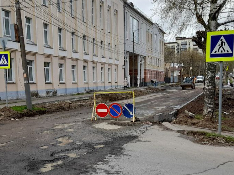     Фото: "Московский комсомолец на Вятке".