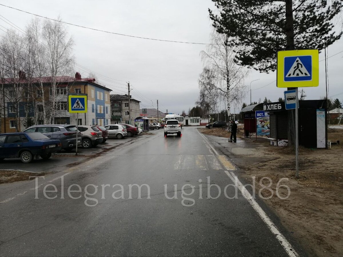    В Югорске девочка перебежала дорогу и попала под колеса автомобиля