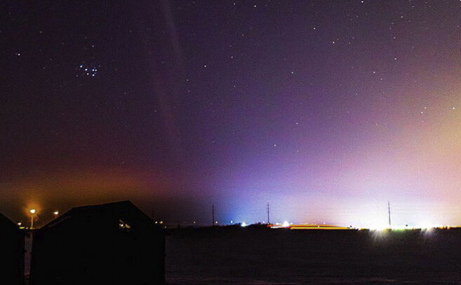  Фотография феномена STEVE, сделанная группой Alberta Aurora Chasers