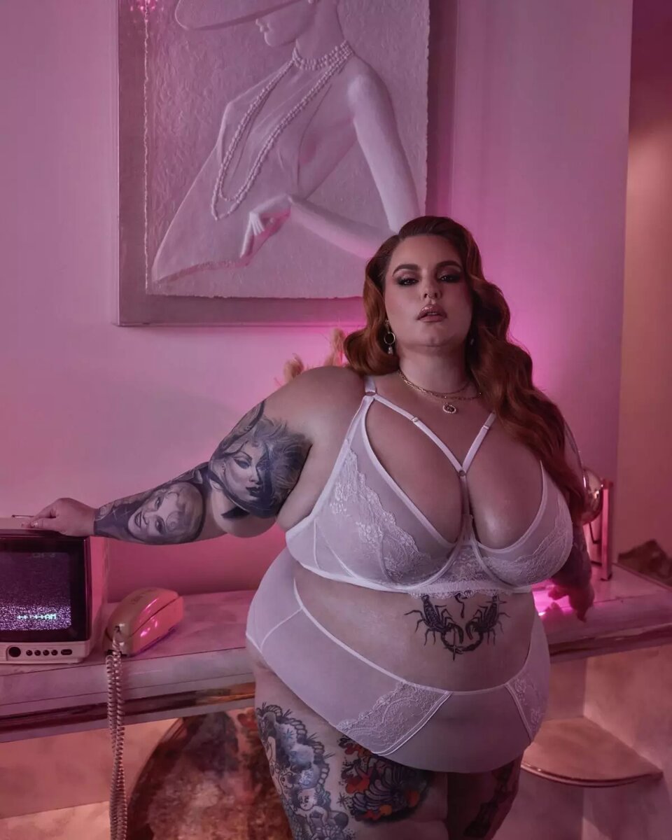     Источник: соцсети Тесс Холидей