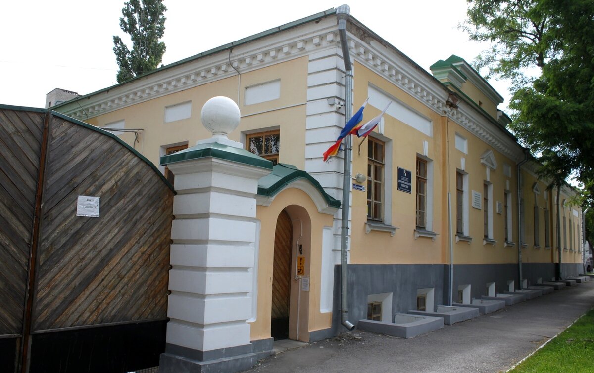Дворец александра 1 в таганроге фото