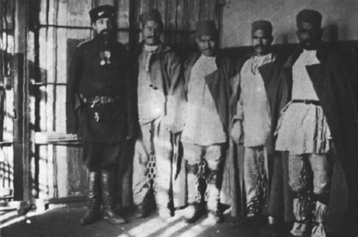    В таком виде арестантов отправляли на каторгу в Сибирь.