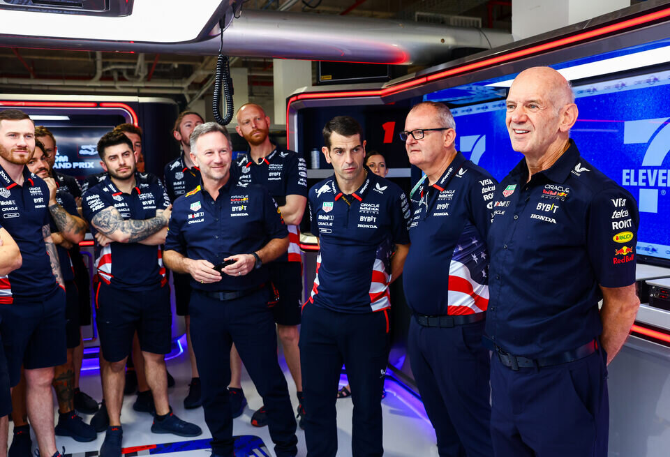    «Я произнёс три прощальные речи», – Ньюи о расставании с Red BullGetty Images / Red Bull Content Pool