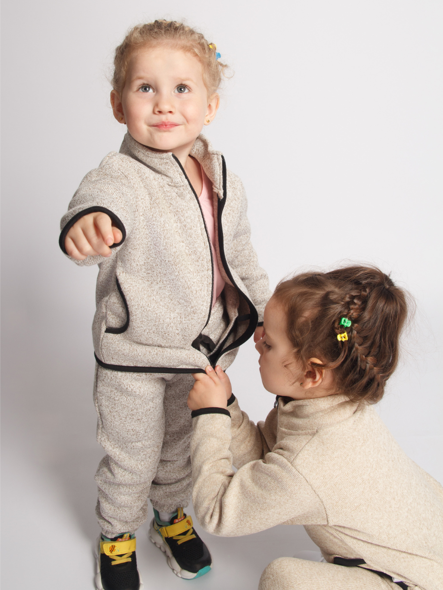 1)Артикул WB: 167965119 (серый)    2)Артикул WB: 168507543 (бежевый)