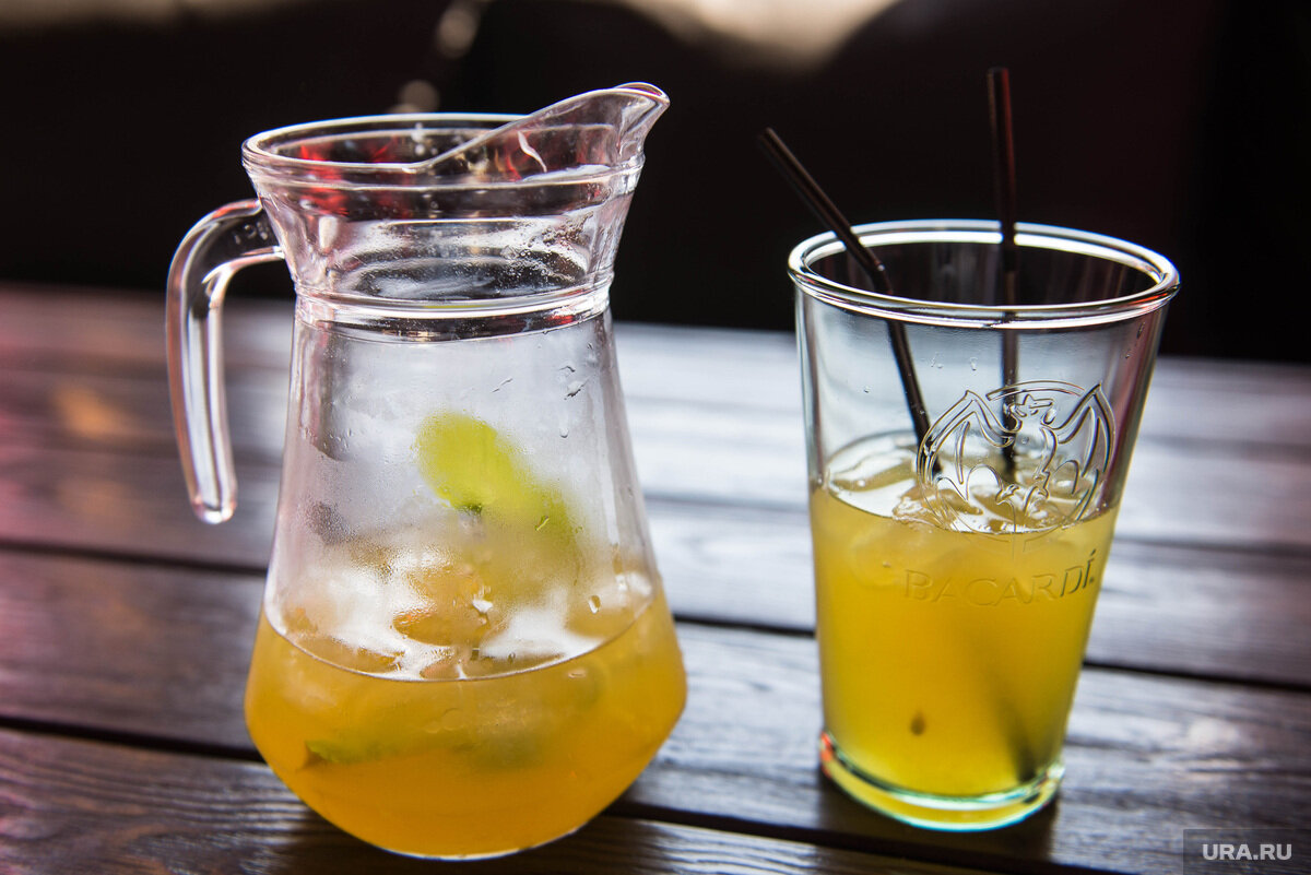 Готовим в домашних условиях простые, но вкусные лимонады. Фото: Владимир Жабриков