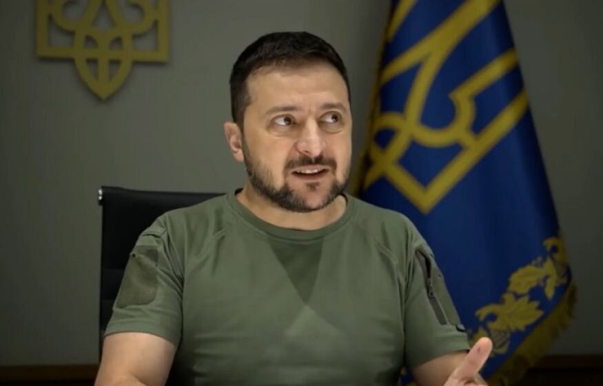    «Это защита»: Зеленский выступил за обстрелы российской территории