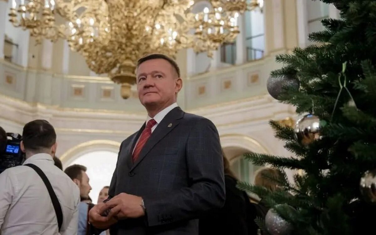    «Не все удалось сделать» – Роман Старовойт попрощался с Курской областью на церемонии представления Алексея Смирнова Фото из телеграм-канала Романа Старовойта