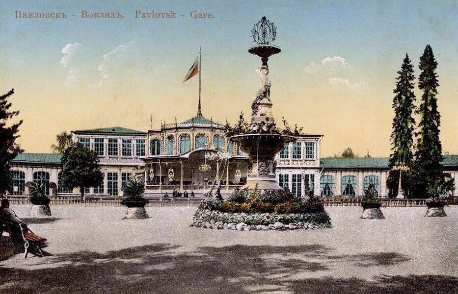 Фото: spbdnevnik.ru/news/2019-12-11/rzhd-pomozhet-vosstanovit-muzykalnyy-vokzal-v-pavlovske