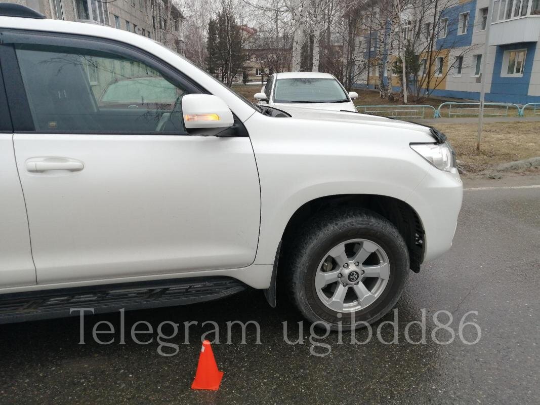    В Югре школьница попала под колеса автомобиля