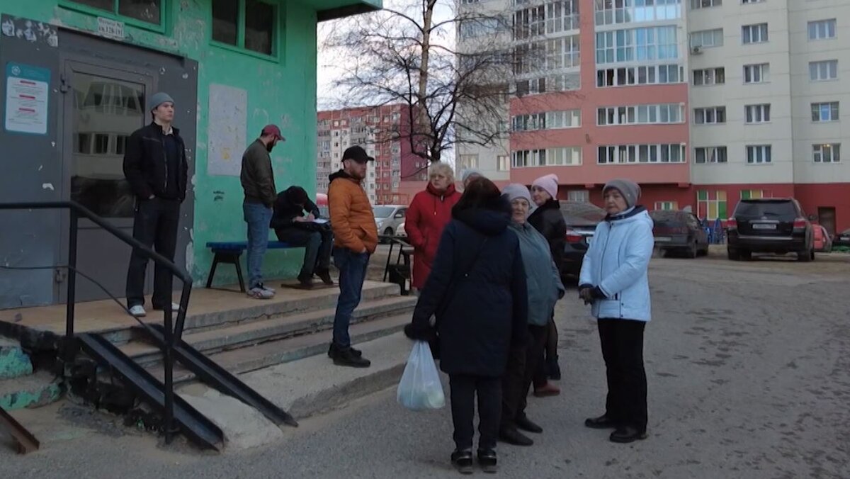 В Нижневартовске разгорается коммунальный скандал из-за двойных платежей |  ГТРК Югория | Дзен