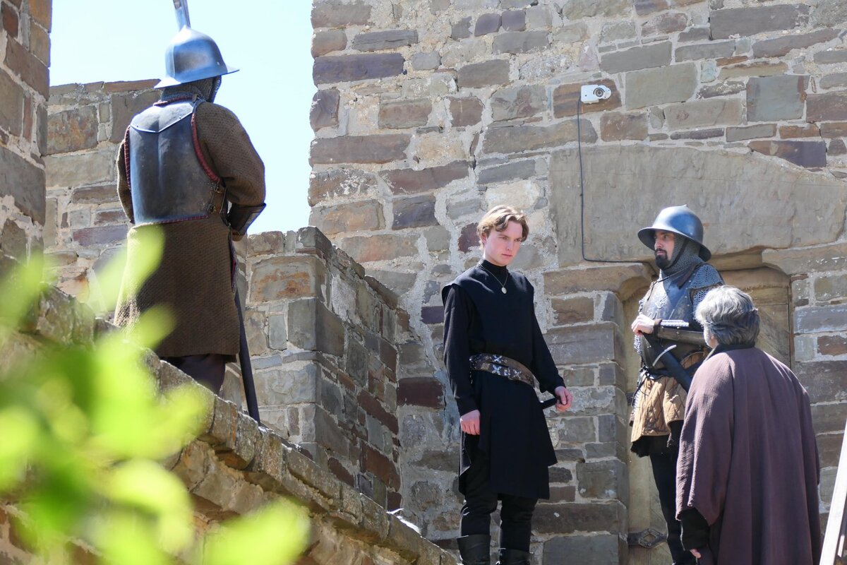 Съёмки фильма «Гамлет» в Судаке // Фото с сайта музея-заповедника «Судакская крепость» 