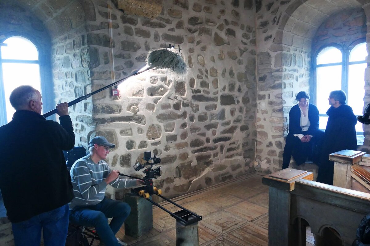 Съёмки фильма «Гамлет» в Судаке // Фото с сайта музея-заповедника «Судакская крепость» 