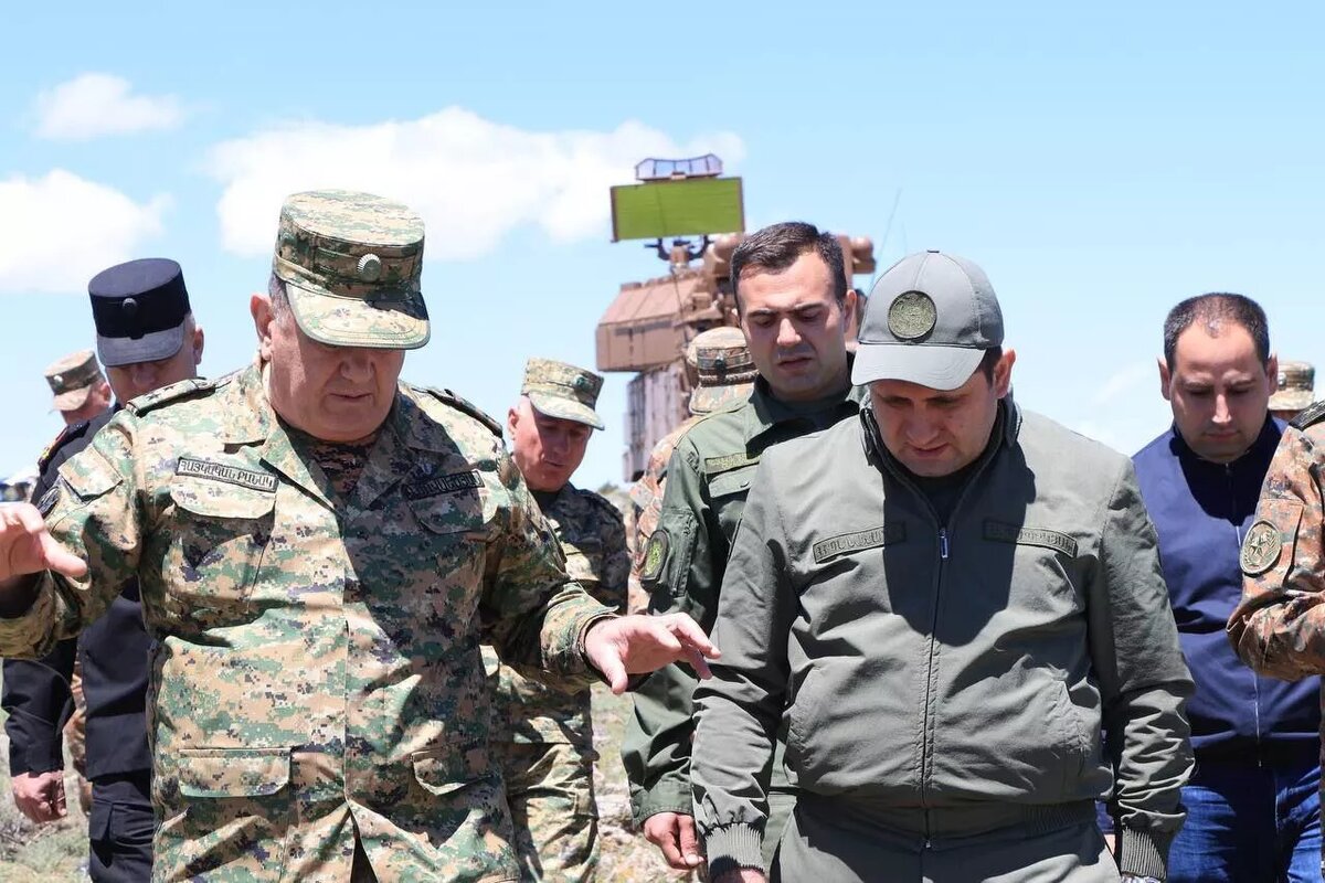 © Photo : press office of MoD of RA