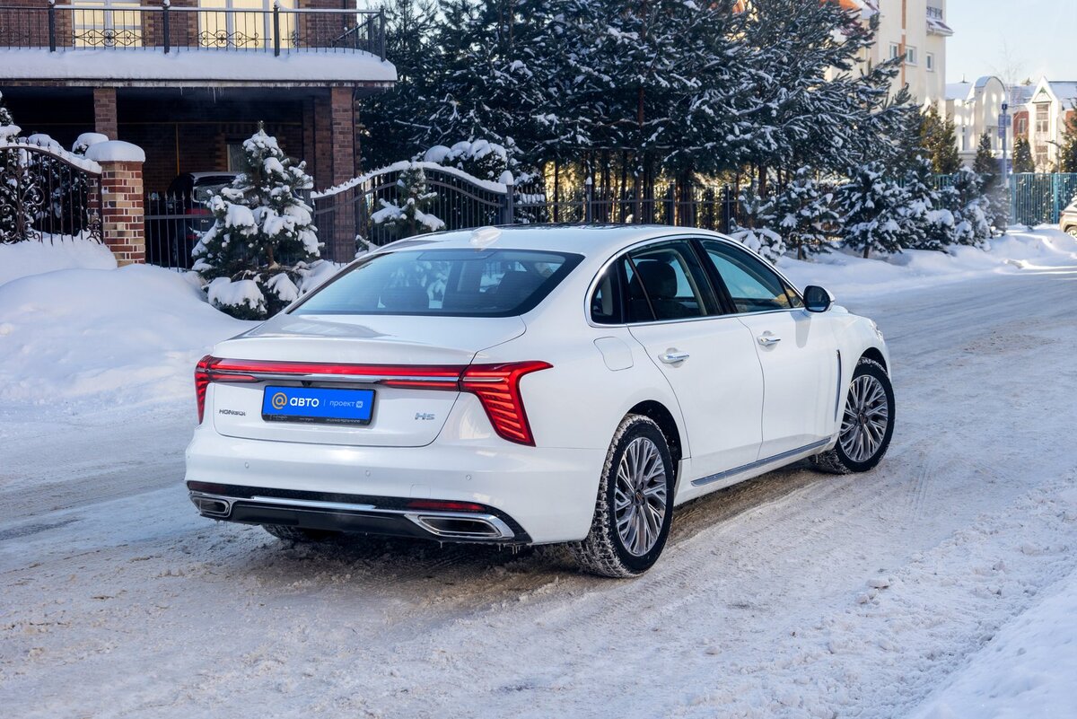 Тест-драйв Hongqi H5: китайский премиум-седан | Авто Mail.ru | Дзен