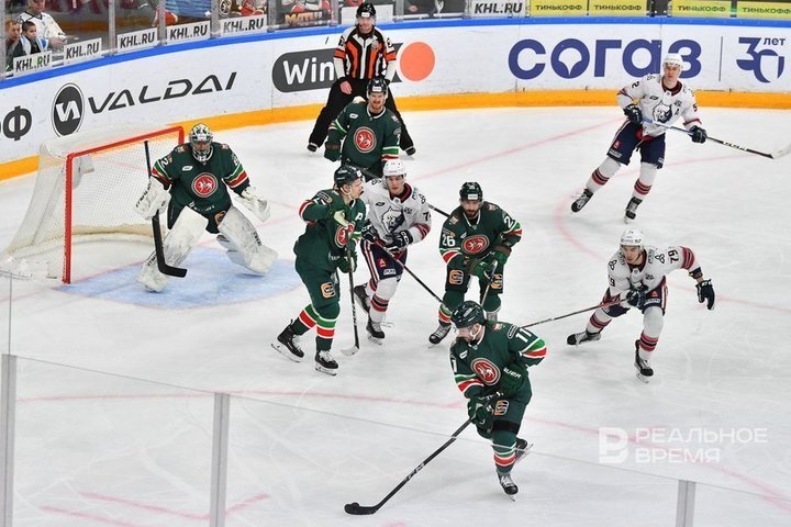 Один из помощников Анвара Гатиятуллина — Алексей Тертышный, пожалуй, наиболее известен казанским болельщикам. realnoevremya.ru/Максим Платонов