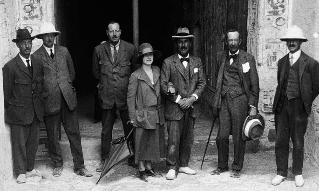 Говард Картер и его команда