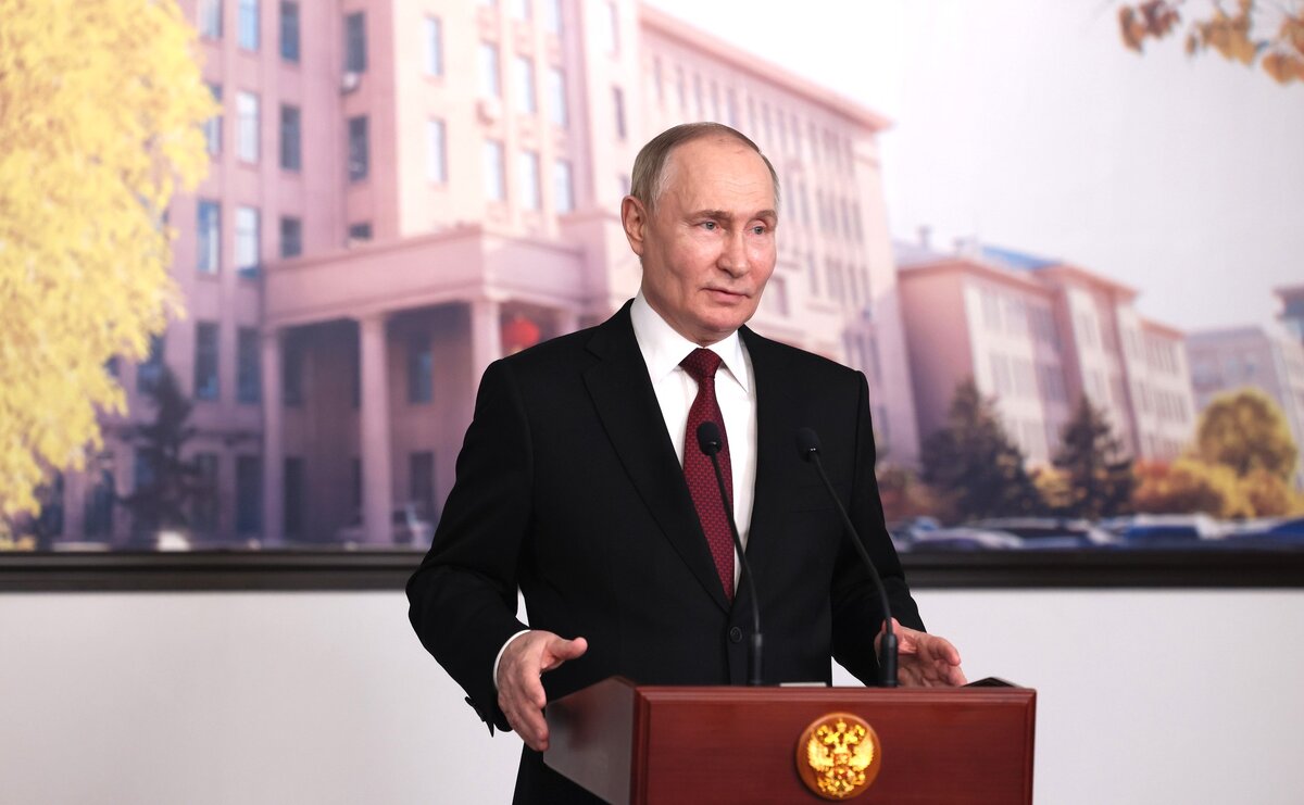 Фото: http://www.kremlin.ru/events/president/news/74065/photos/76256