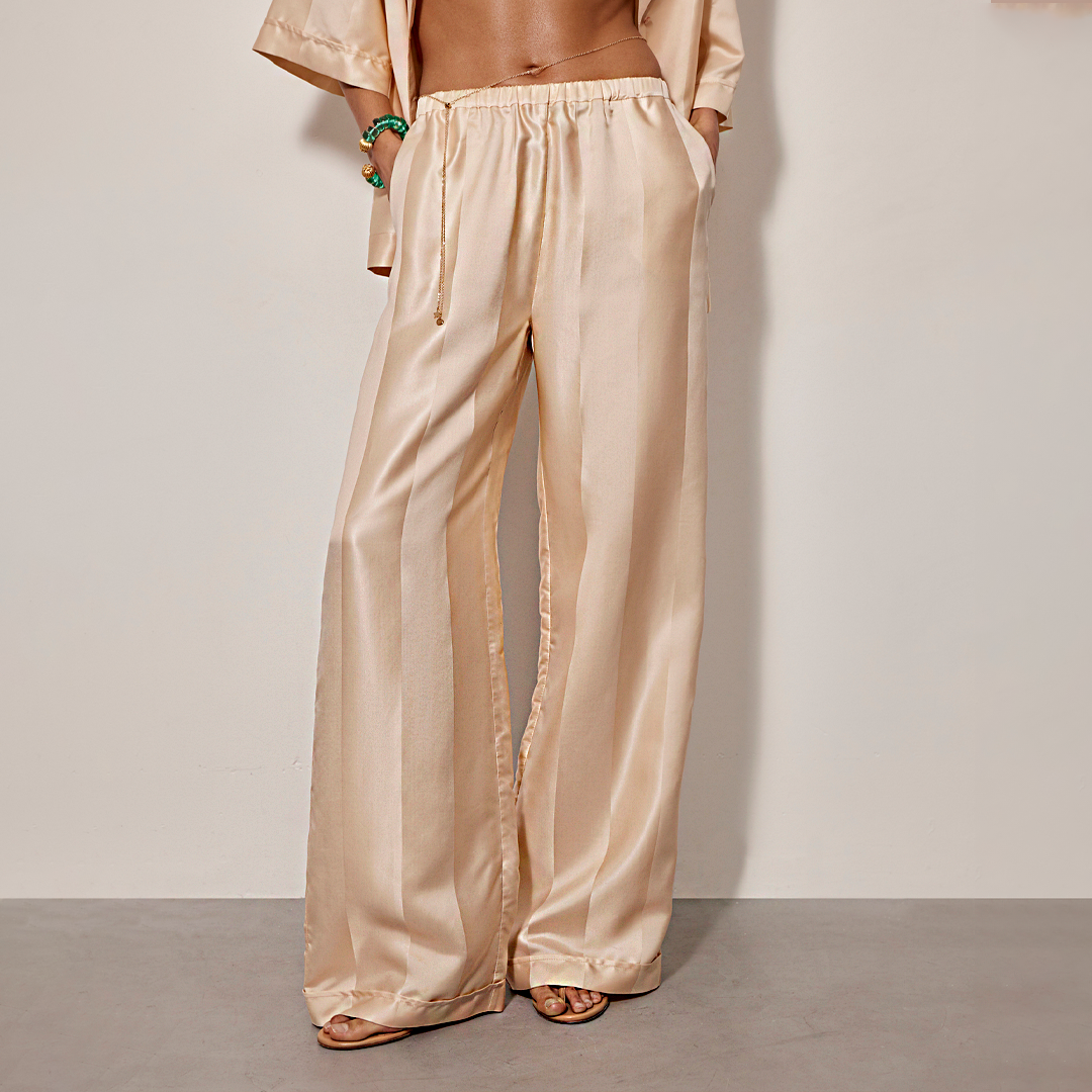 Комплект из шелка Nude Story