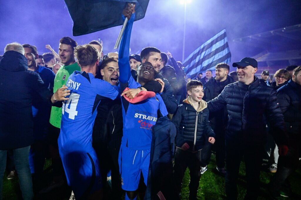 В следующем году матчи российского высшего дивизиона после долгого перерыва могут вернуться в Дагестан, а самарский регион получить вторую команду, ведь махачкалинское "Динамо" идёт на втором месте в-2