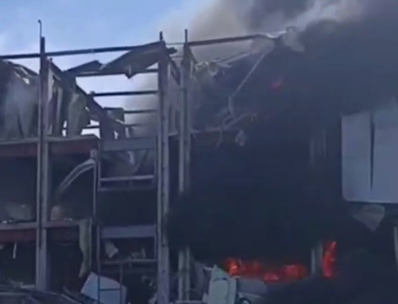    Фото: скриншот видео последствий прилёта "Искандеров" в склад ВСУ
