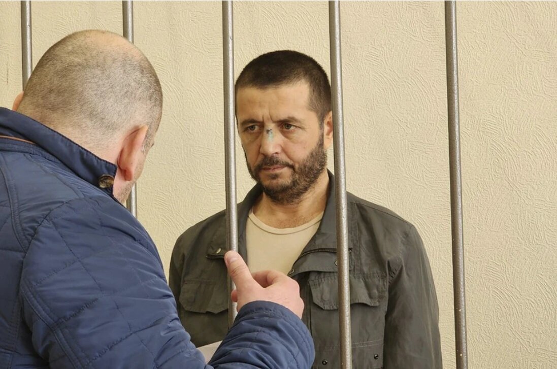    Фото: РАХМАТШОХ КУРБОНОВ ДВА МЕСЯЦА ПРОВЕДЁТ В СИЗО. СКРИНШОТ DZEN.RU/RUNEWS24