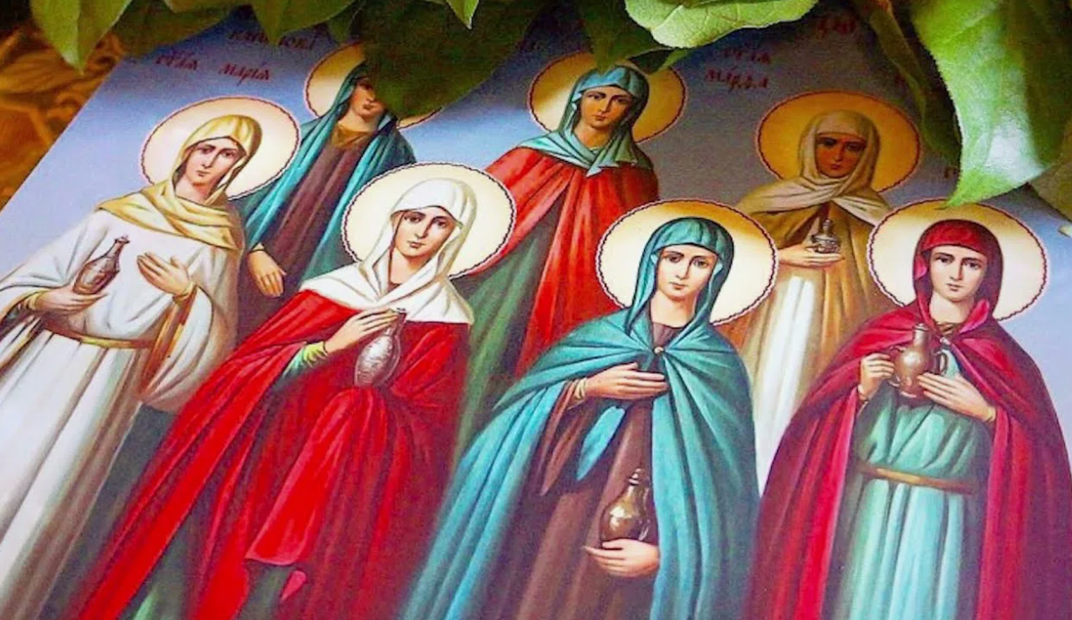 На третью Неделю (воскресенье) по Пасхе установлен день памяти жен-мироносиц, которые первыми узнали о воскрешении Христа.