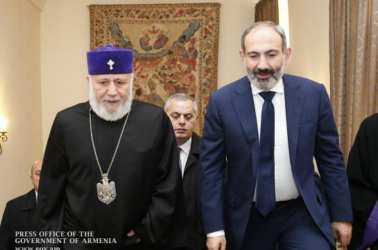 Пути Гарегина II и Пашиняна разошлись