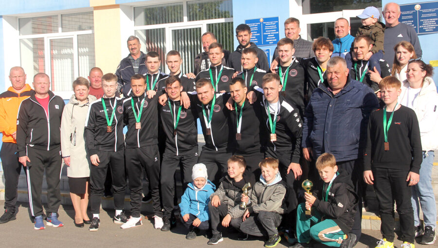     ФК "Бобовня" - бронзовый призер чемпионата Минской области по мини-футболу