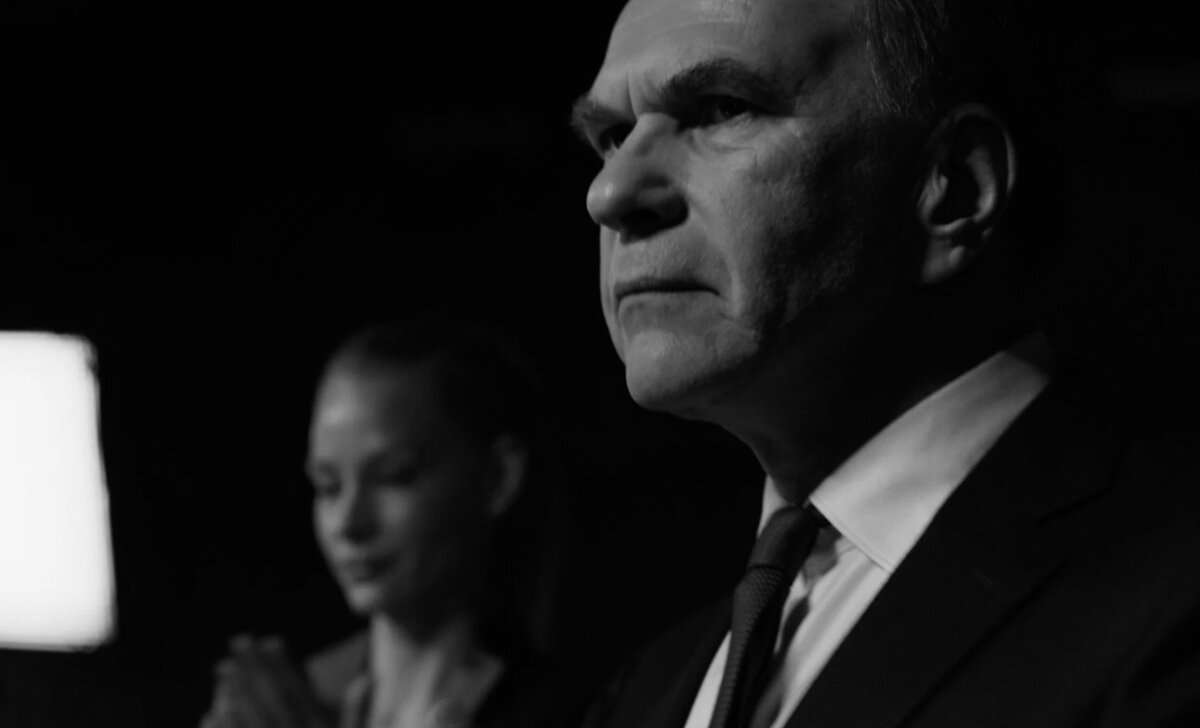 Кадр из сериала «Спойлер»