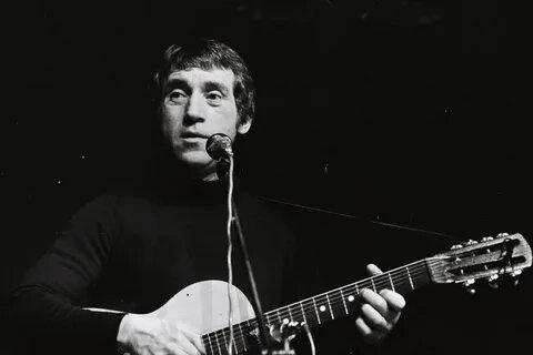 Владимир Высоцкий на концерте  https://ya.ru/images/search?img_url=https%3A%2F%2Fucare.timepad.ru%2F099094fc-4428-4cfe-b695-cad48492c6ce%2F-%2Fpreview%2F1248x1248%2F-%2Fformat%2Fjpeg%2Fposter_event_2730420.jpg&lr=213&pos=0&rpt=simage&source=related-duck&text=Концерт%20Владимира%20Высоцкого%201977