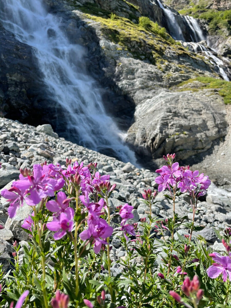 Софийский водопад 