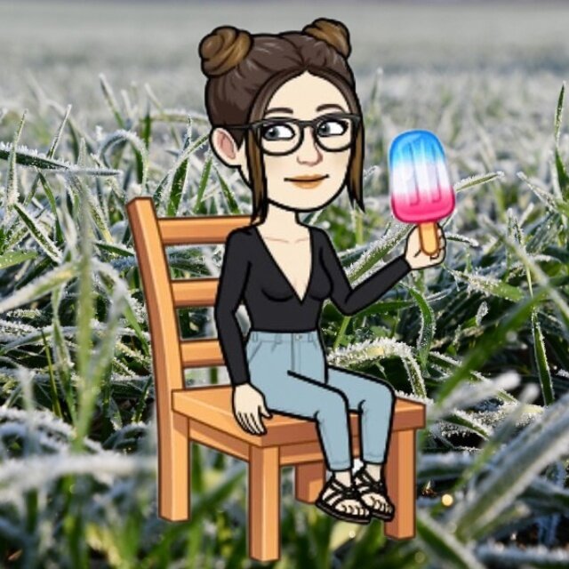 Персонаж создан в приложении Bitmoji