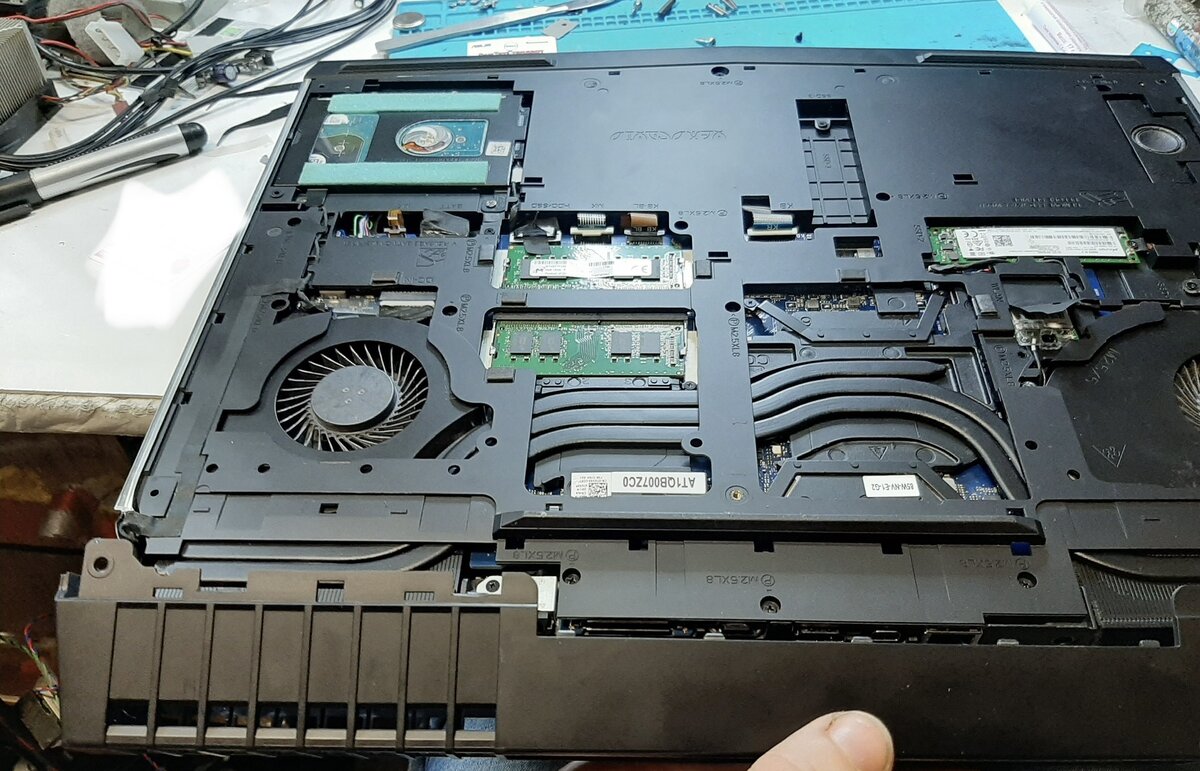 Ноутбук не включается что делать? 