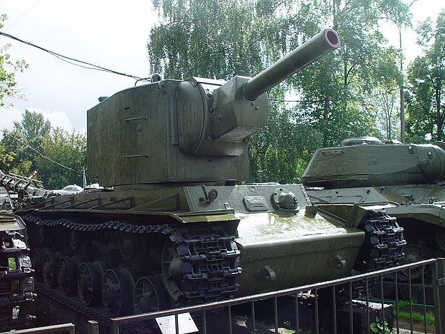 Тяжелый танк КВ-2. Фото: Валерий Дед/wikimedia.org