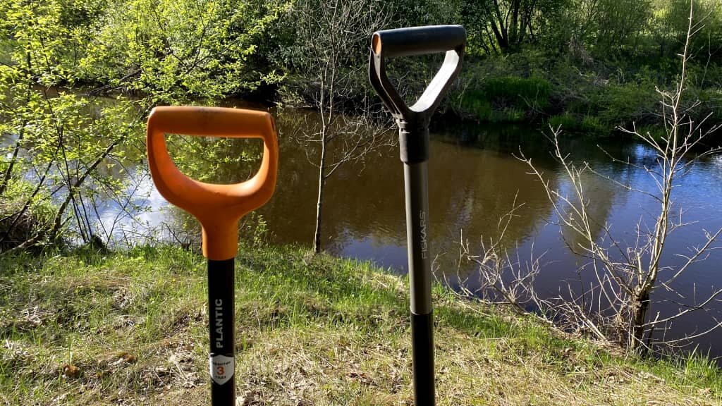  Y-образная рукоять обеспечивает надежный захват и уменьшает напряжение в кисти