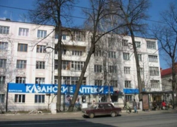 Вот эта улица, вот этот дом