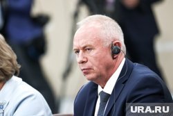    Александр Фомин имеет значительные связи среди руководства предприятий Минобороны