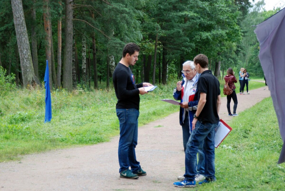 На самом первом Кроссе в Петергофе 7 августа 2016 года