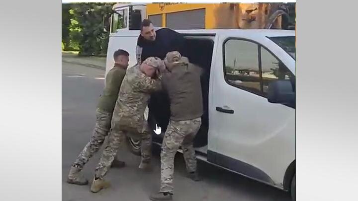 Один из крупных городов в Харьковской области – Волчанск – продолжает оставаться горячей точкой на этом направлении.-4